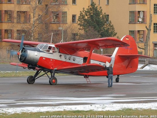 D-FWJC_AN-2_Air-THF_THF-24112008_Bild-4_E-Tscharntke_Web.jpg
