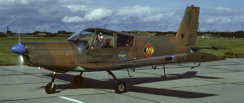 ZLIN Z-43_19_mit OSL Peter Knabel-2.jpeg