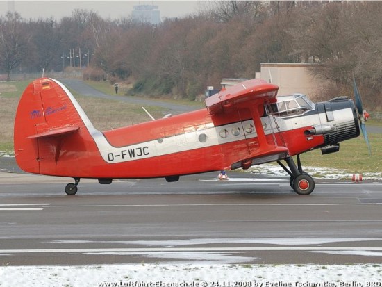 D-FWJC_AN-2_Air-THF_THF-24112008_Bild-5_E-Tscharntke_Web.jpg
