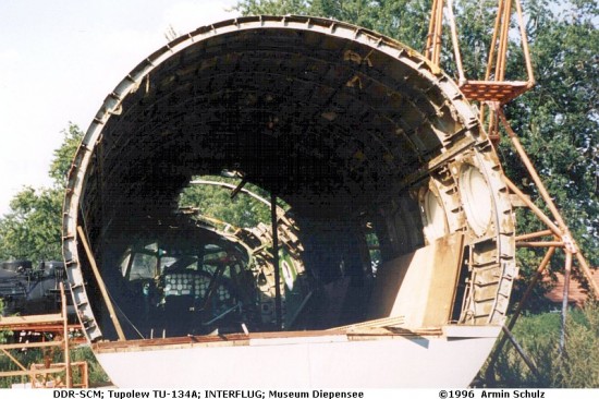DDR-SCM_TU-134A_Restrumpf_Diepensee_1996_Bild-1_A-Schulz_W.jpg