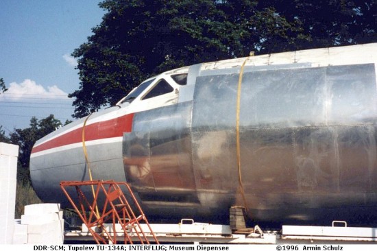DDR-SCM_TU-134A_Restrumpf_Diepensee_1996_Bild-2_A-Schulz_W.jpg