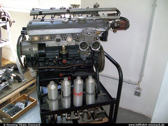 AWE-R3_Motor_Bild-4_EA-24052009_H-Tikwe_O_W.jpg