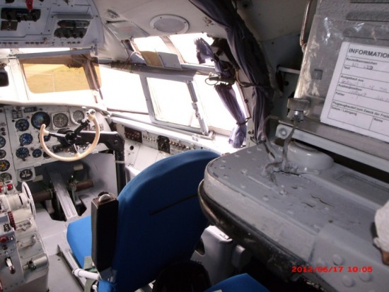 IL18 23a.JPG (256.83 KiB) 8161 mal betrachtet IL18 23a.JPG