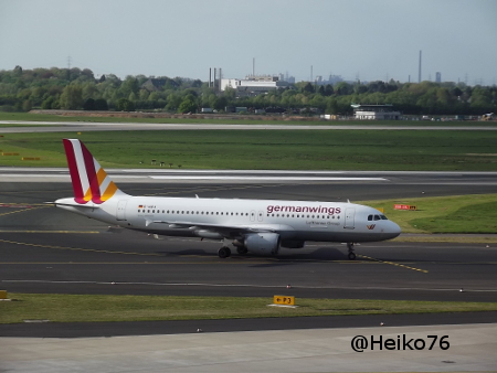 Airbus A320-211 D-AIPX (ex. Lufthansa).JPG