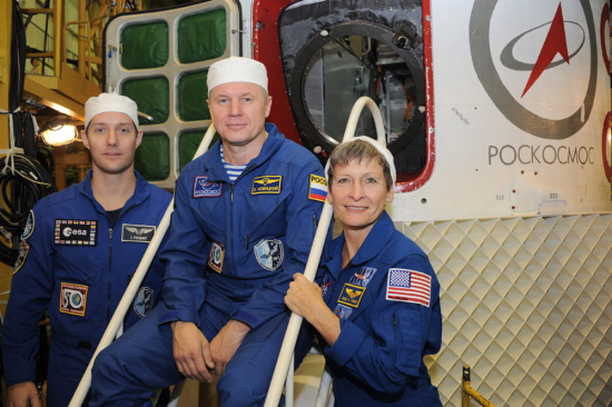 MS-03 Crew vor Luke.png