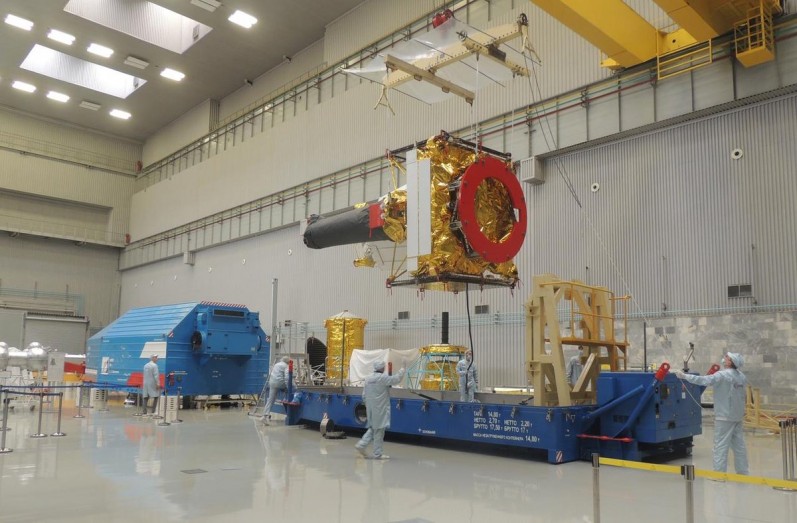 D5AoUL4XoAEnG3o Spektr.jpg